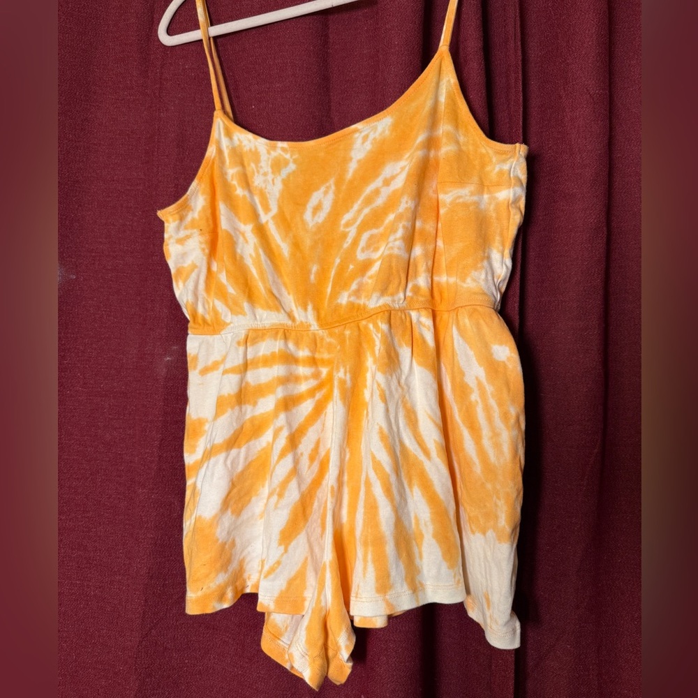 Cozy TieDye Romper ☆⋆｡𖦹°‧★